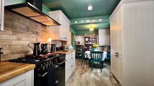 Photo 8- click for photo gallery